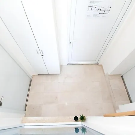 155sqm 4br For 9 Guests