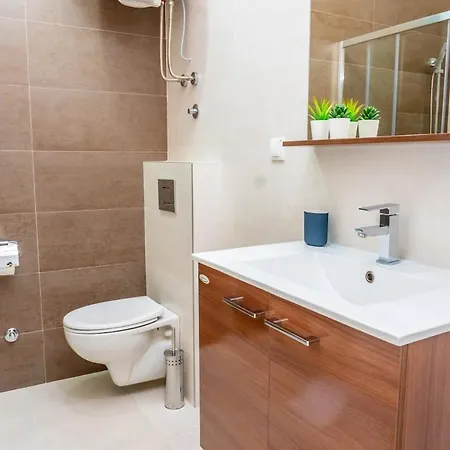 Apartament 155sqm 4br For 9 Guests Belgrad