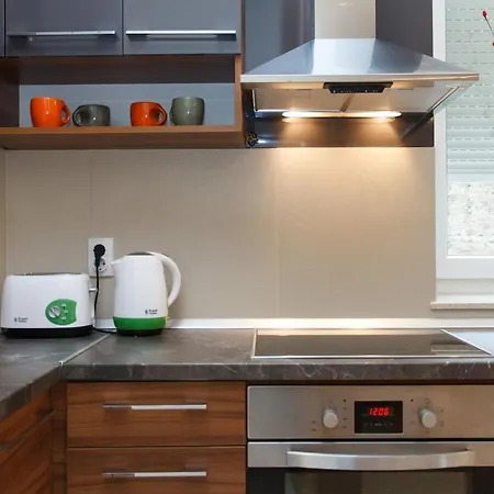 Apartament 155sqm 4br For 9 Guests Belgrad